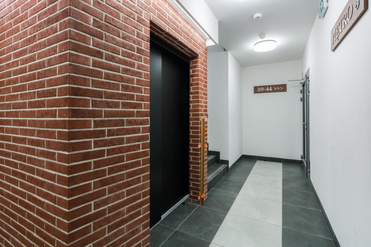 Bukowska 18 Apartments Mtp Poznan By Noclegi Renters Ngoại thất bức ảnh